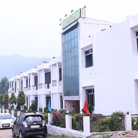 Greenwood Hotel Bhīm Tāl Екстериор снимка