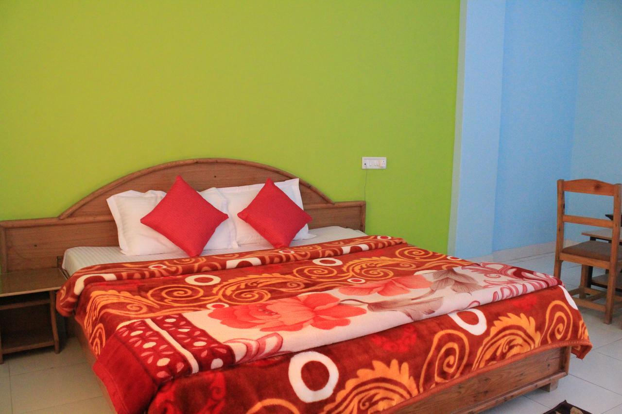 Greenwood Hotel Bhīm Tāl Екстериор снимка