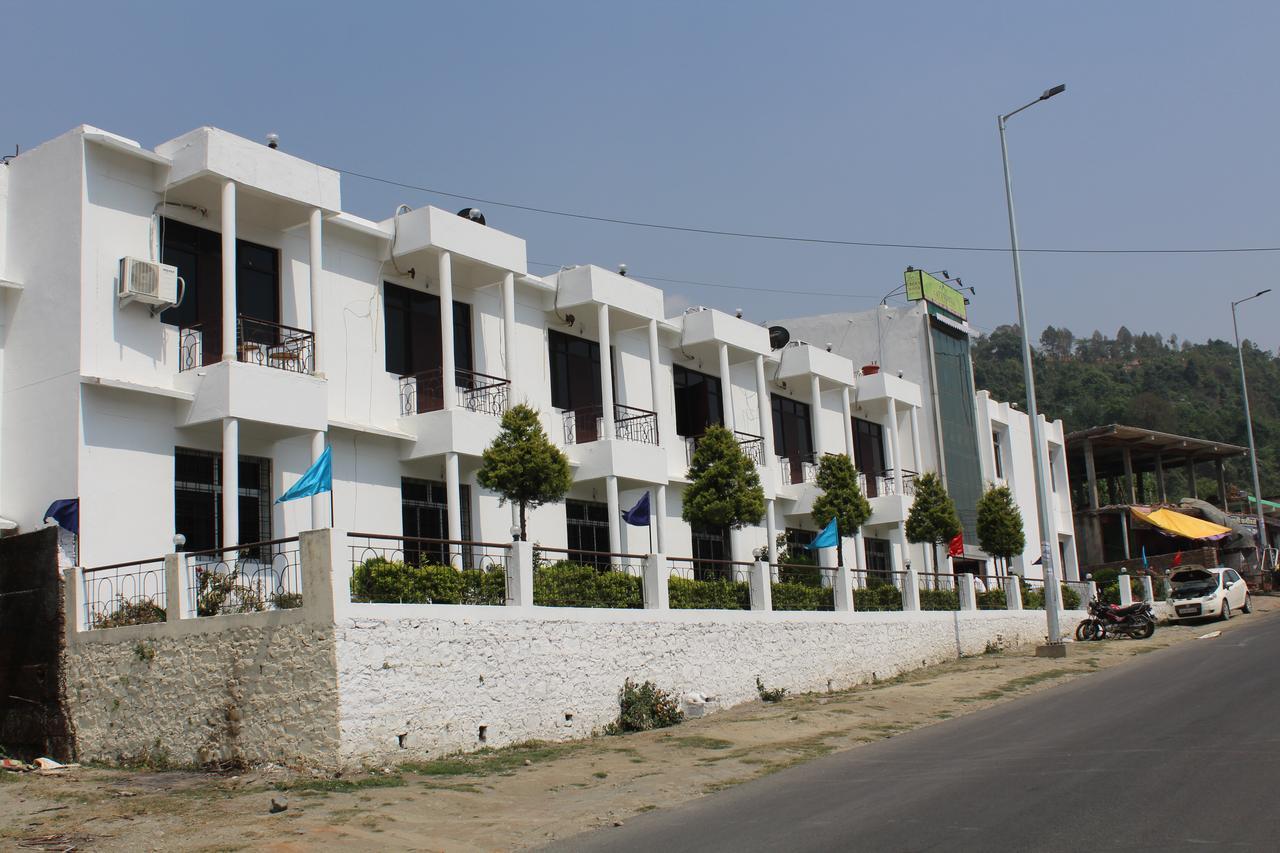 Greenwood Hotel Bhīm Tāl Екстериор снимка