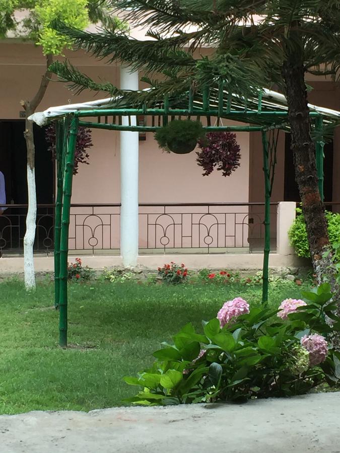 Greenwood Hotel Bhīm Tāl Екстериор снимка